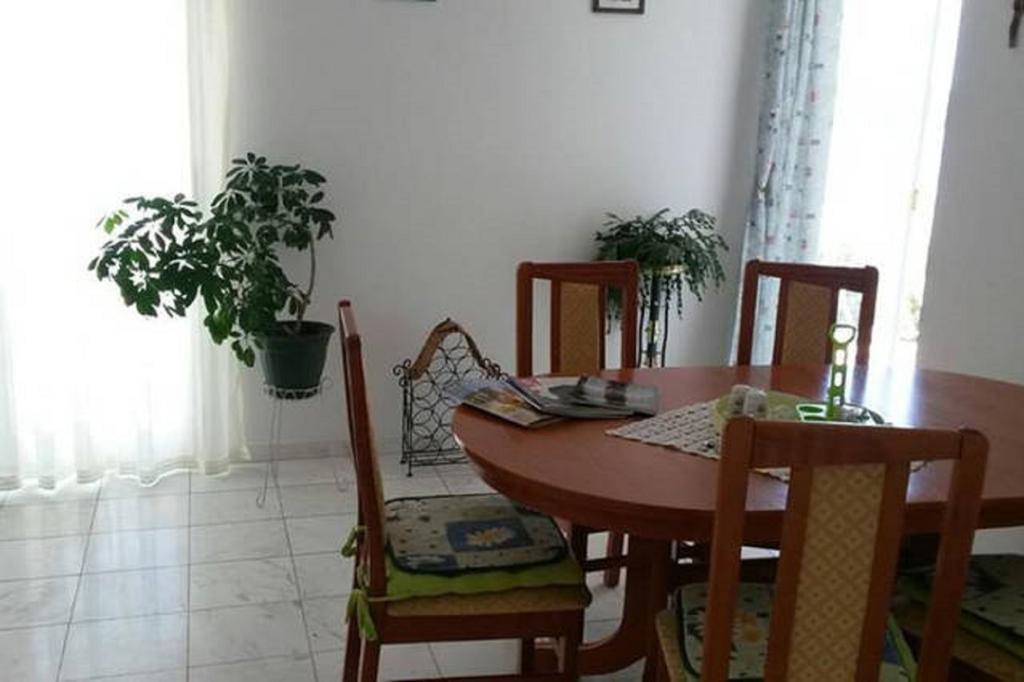 Lana Apartments โตรกีร์ ภายนอก รูปภาพ