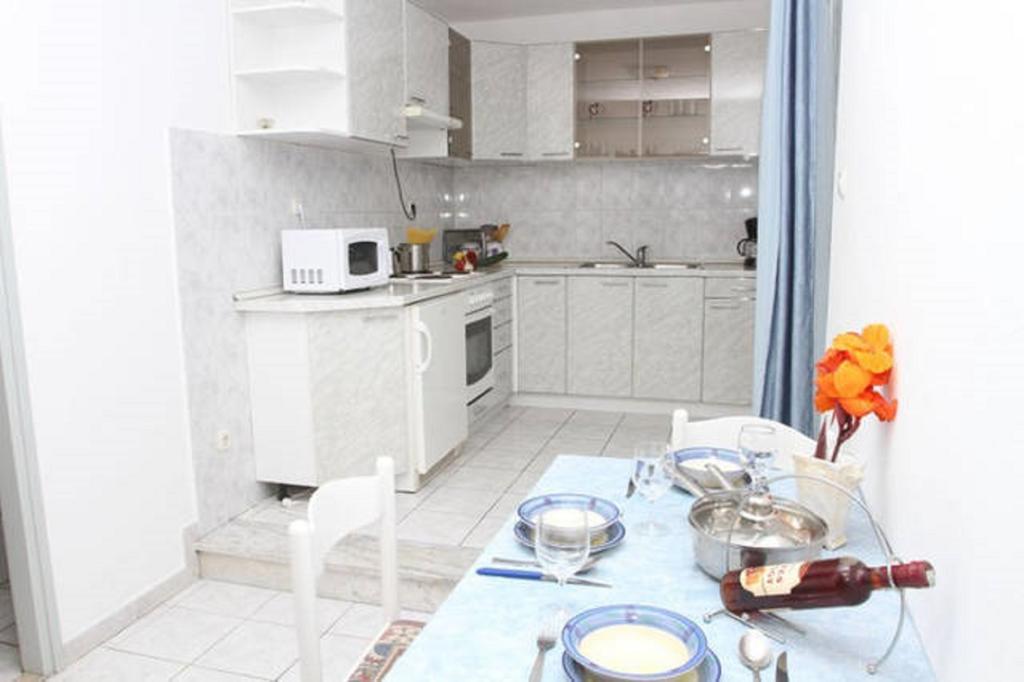 Lana Apartments โตรกีร์ ภายนอก รูปภาพ