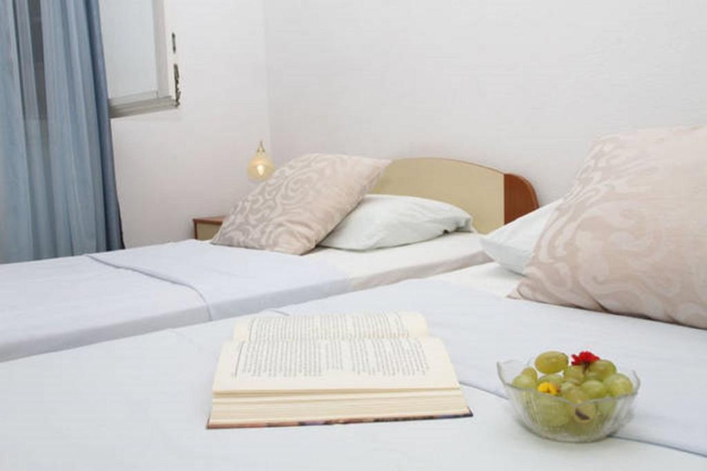 Lana Apartments โตรกีร์ ภายนอก รูปภาพ